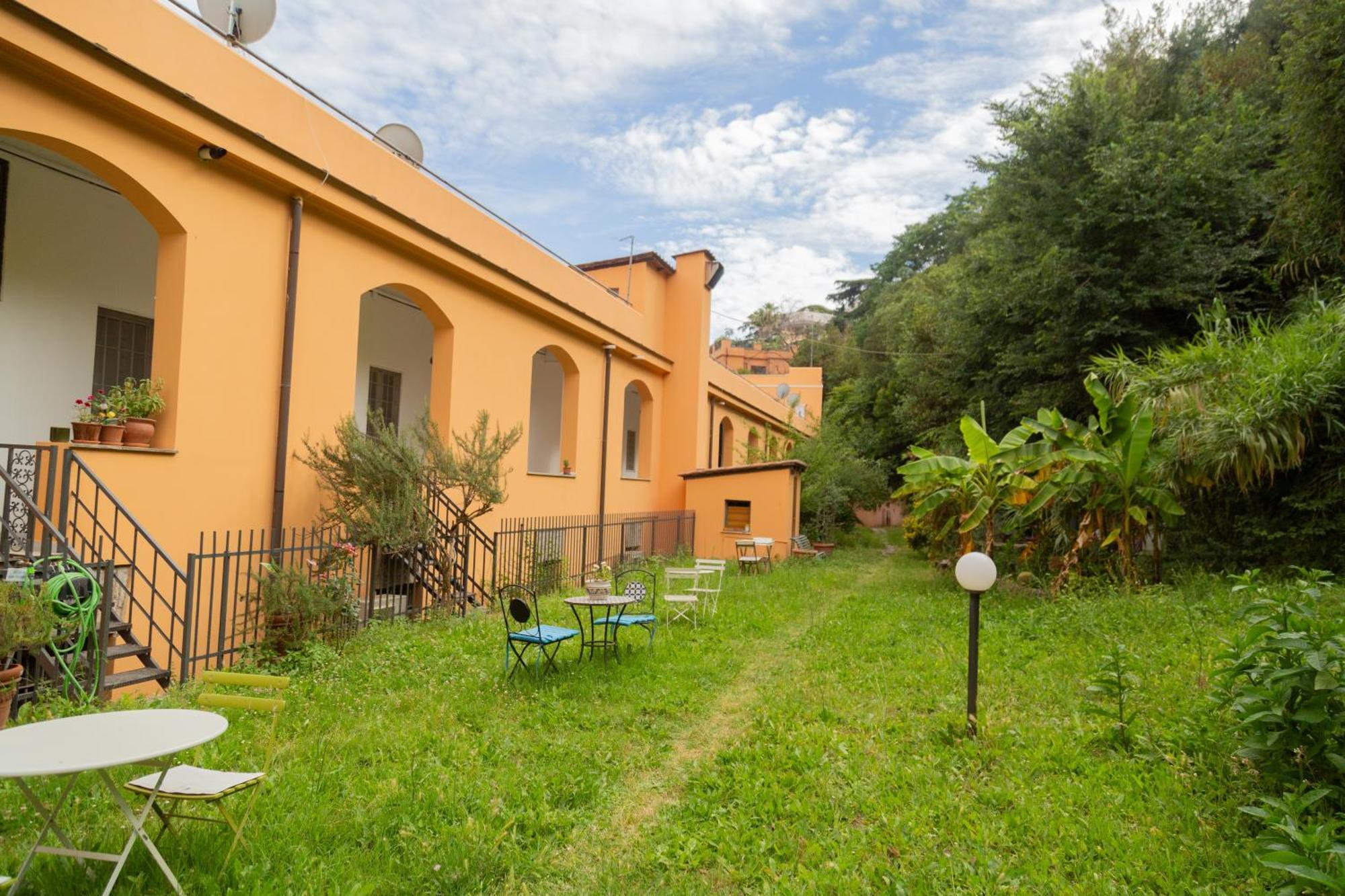 La Casa Di Nonna Peppina A Trastevere Rome Bagian luar foto